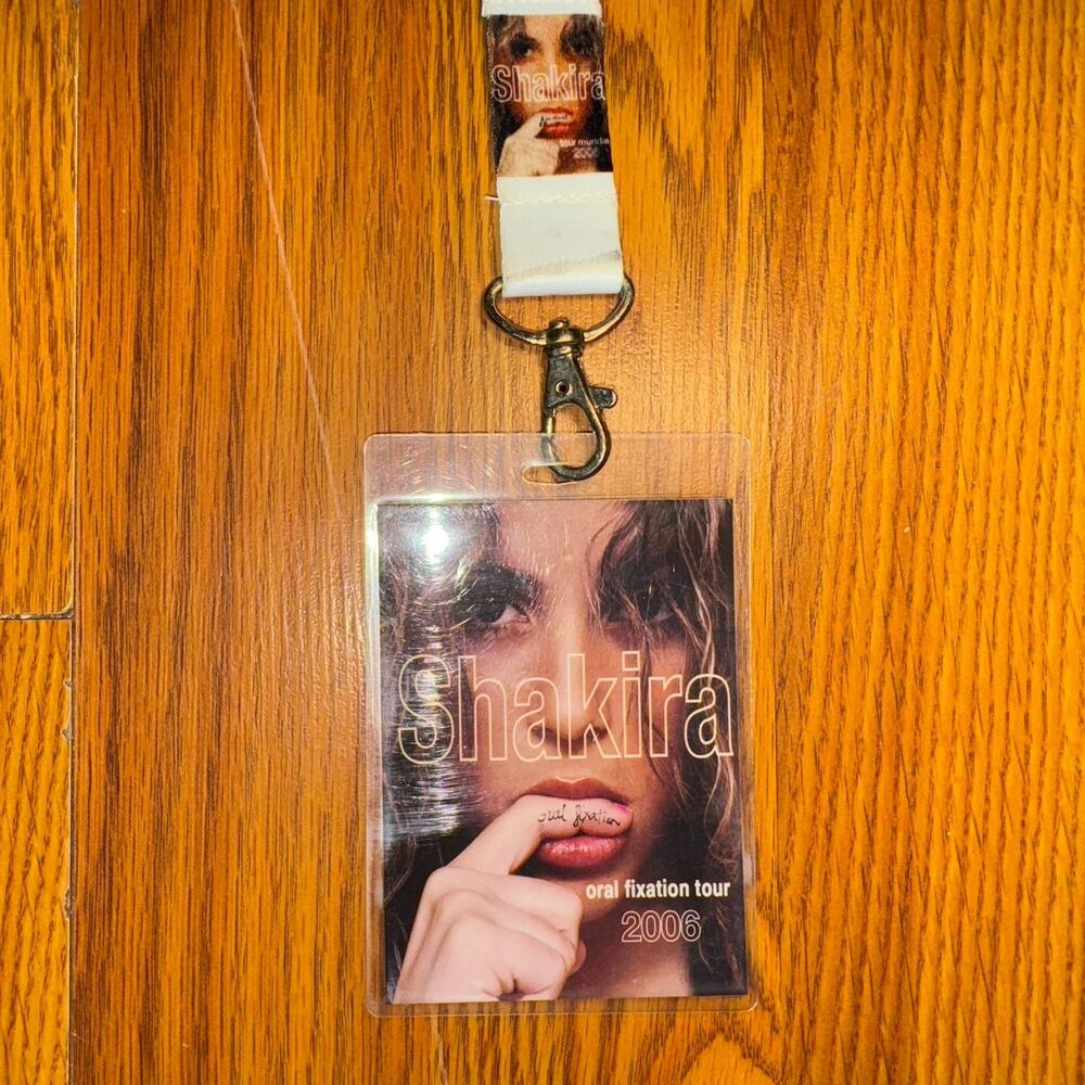 SHAKIRA - 2006 ORAL FIXATION‎ MUNDIAL TOUR LANYARD CONCERT SOUVENIR
